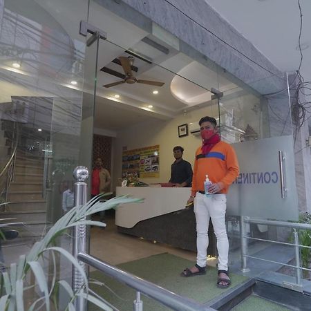Hotel Leo Continental New Delhi Ngoại thất bức ảnh